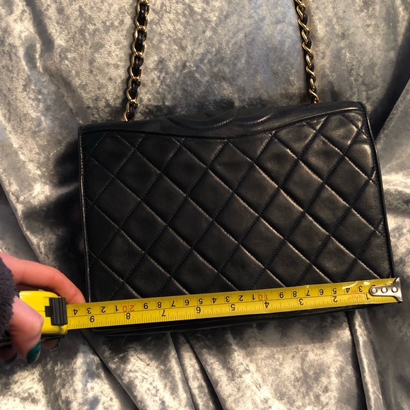 Chanel chain bag authentic extra photos - Picture 5 of 8